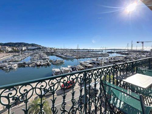 Luxury 1 bedroom Quai St Pierre 2 mins from the Palais & Croisette 269