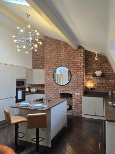 City Centre Luxury Apartment photo 13