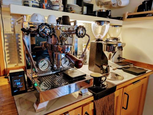 Η κουζίνα ή μικρή κουζίνα στο Chateau Murdock Gite