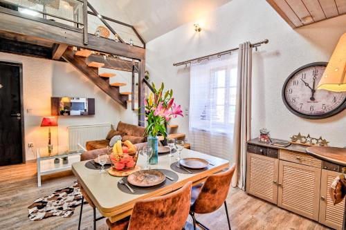 Kitchen o kitchenette sa gite cosy