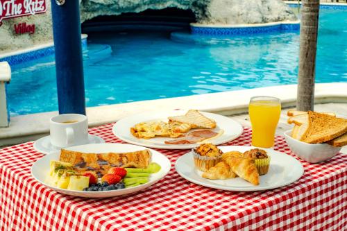 Jídlo v hotelu nebo okolí