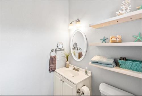 Fotografie z fotogalerie ubytování Cozy 3BD Galveston Beach Getaway v destinaci Galveston