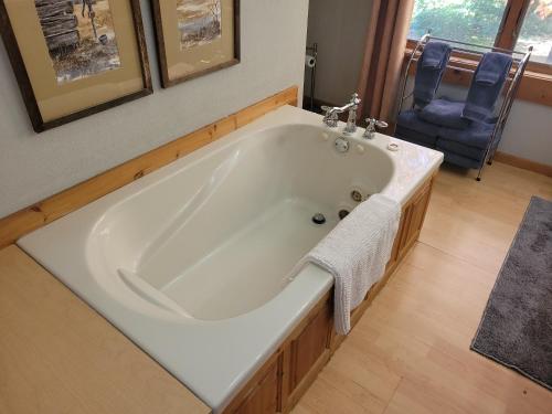 Foto sihtkohas Frankfort asuva majutusasutuse The Coral Castle - Gorgeous And Great Location! galeriist