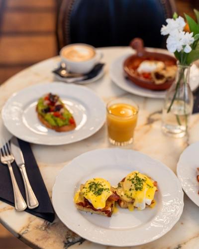 Matur á eða í nágrenni hótelsins