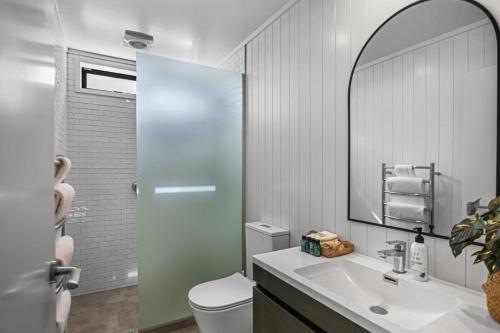 Koupelna v ubytování Relax on Williamson - Whangamata