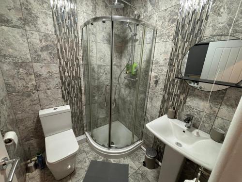 Court Studio Apartment photo 9