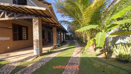 Κήπος έξω από το Casa em Aquiraz com Piscina 10 min do Beach Park