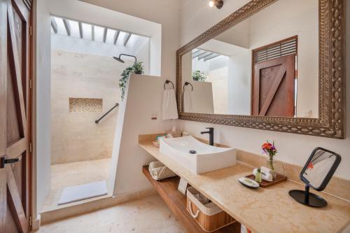 Ένα μπάνιο στο Fina Estampa Country Hotel by HMC - Mayores de 10 años -