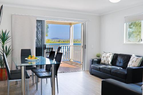 Χώρος καθιστικού στο The Pelican Caravan Park Nambucca Heads