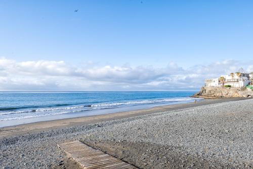 Gran Ventanal El Crucero renovado frente al Mar