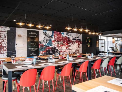 Restaurace v ubytování Hotel Novotel Evry Courcouronnes