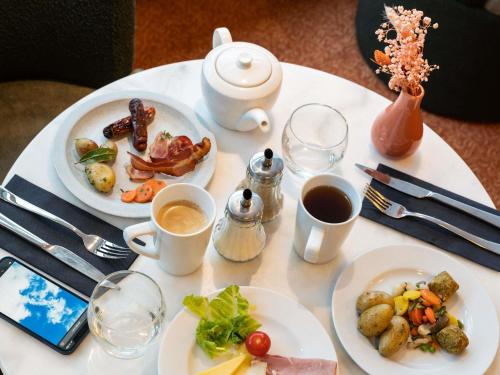 Φαγητό σε αυτό το ξενοδοχείο ή κάπου εκεί κοντά