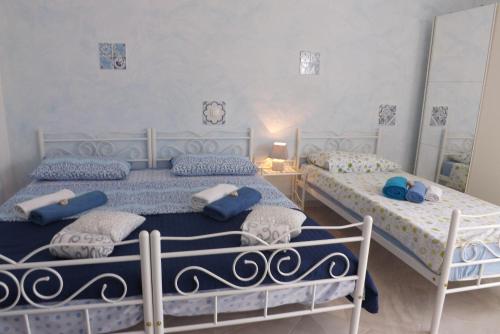 Studio Umag 6932a