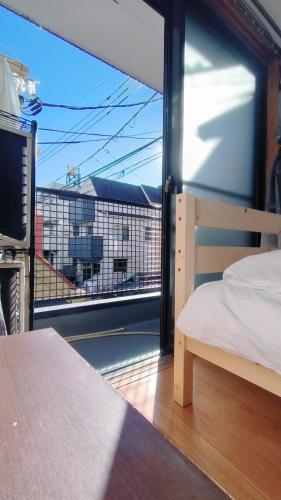 Shinjuku 2bed rooms sunny apart ment#2室1厅阳光公寓#高速无限制网路2X1