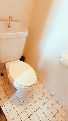 Shinjuku 2bed rooms sunny apart ment#2室1厅阳光公寓#高速无限制网路2X1