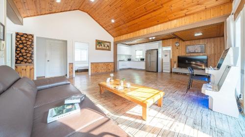 Kuchyň nebo kuchyňský kout v ubytování Daebudo olive Poolvilla pension