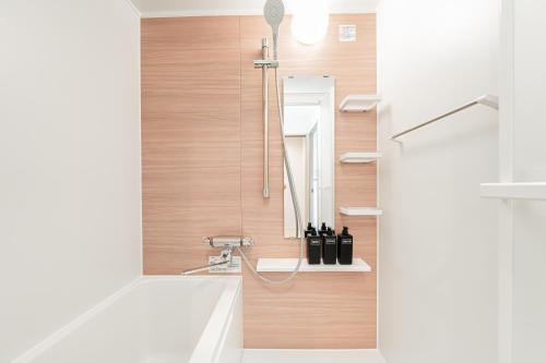 Sunlit Canopy - A Cozy Stay in Tokyo Shinjuku Area, with Easy City Access to Shibuya