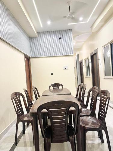 Fotografie z fotogalerie ubytování Vaidik Vedaas Villa Ayodhya- Ram Paidi v destinaci Ayodhya