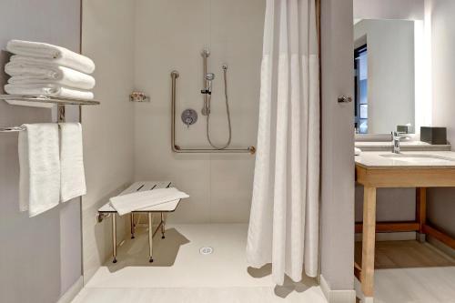 Koupelna v ubytování Hyatt Place Prince George