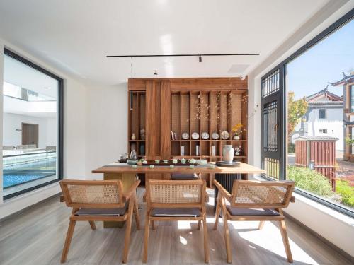 Ποτά στο Yinlu Hongyuan (East Gate Store of the Old Town of Lijiang)