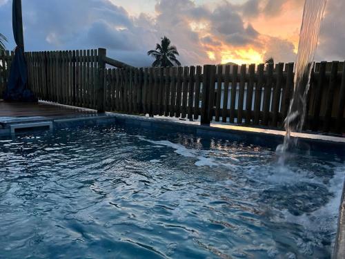 Bazén v ubytování Villa Samuel nebo v jeho okolí