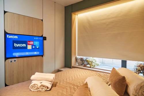 Μια τηλεόραση ή/και κέντρο ψυχαγωγίας στο Keruen inn Aral