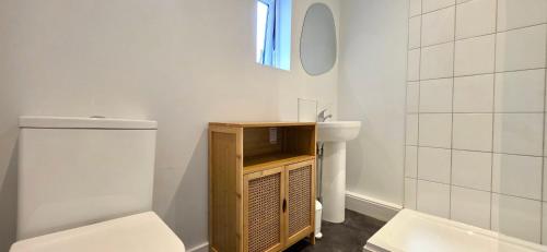 Claude Road Apartments by Switchback Stays photo 4