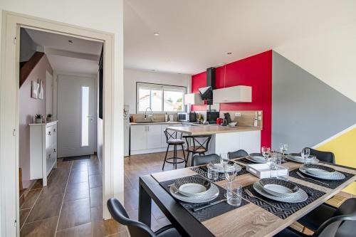 Φωτογραφία από το άλμπουμ του L'Escale 10, maison familiale et lumineuse près du PuyDuFou σε Cholet