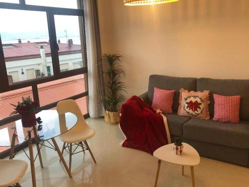 Een zitgedeelte bij Alojamiento Fragata Lealtad