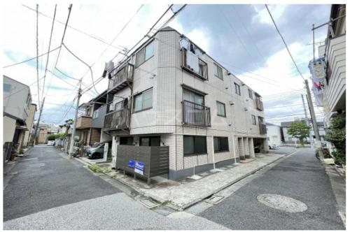 AiES Yotsugi, 8-minute walk from Yotsugi Station, 2 bedrooms, 4 rooms, free parking, direct access to the airport, Tokyo Skytree, Asakusa, Ginza, near shopping malls, parks, and the hometown of Tsubasa Ozora