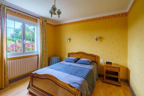 Postel nebo postele na pokoji v ubytování Ty Mor Sioul - 4 km de la plage