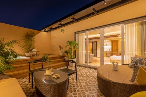 Χώρος καθιστικού στο BK Studio And Rooms Near Huda City Centre