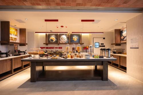 Jídlo v hotelu nebo okolí