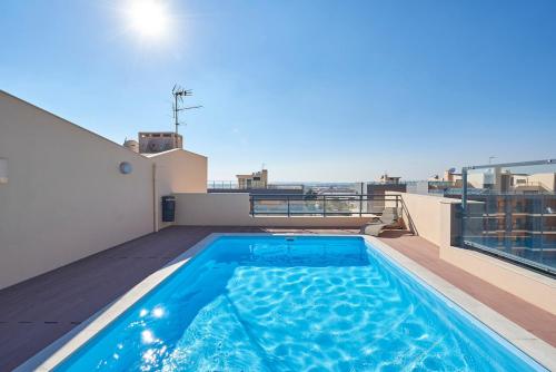 Algarve Ocean Tri-View Luxury Apartment Pool