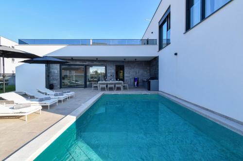 Villa EnDi in Medulin, Istria by Istrabook