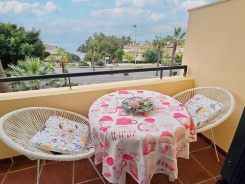 Chic 1 Bedroom Holiday Apartment in Calle Timón