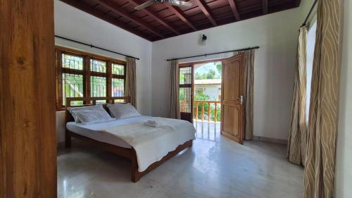 Ένα ή περισσότερα κρεβάτια σε δωμάτιο στο Thistle Cosy Room