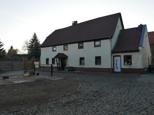 Το κτήριο όπου στεγάζεται  το διαμέρισμα