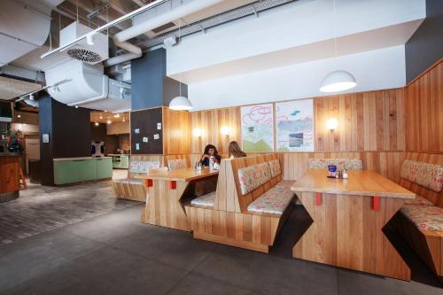 Posezení v ubytování MEININGER Hotel München Zentrum