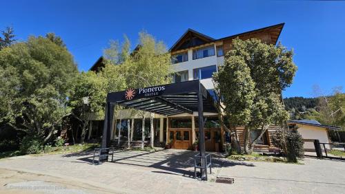 Pioneros Suites by Grupo Tierra Gaucha