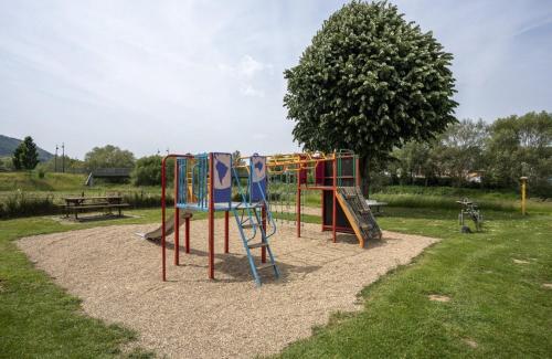 Ο χώρος παιχνιδιού για παιδιά στο Camping Gritt - De Lodge