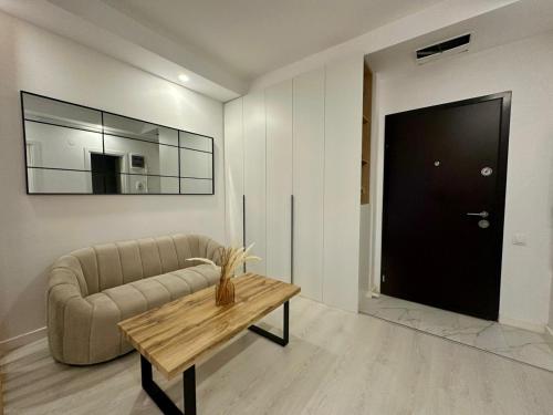 Χώρος καθιστικού στο Orion Studio #cosmopolis