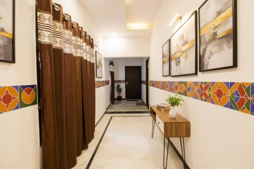 Galería fotográfica de FabHotel Crown Suites - Nr Sony Signals en Bangalore