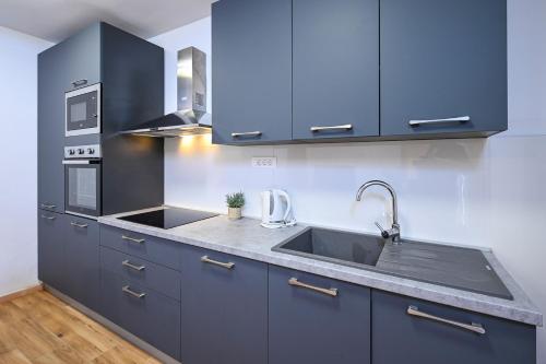 Fotografie z fotogalerie ubytování Apartments Fortuna v destinaci Trpanj