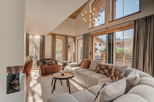 Chalet Diard, Detached Chalet, Alpes Travel, Sleeps 6 to 8