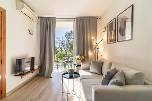 Best location in Malaga, just by the beach