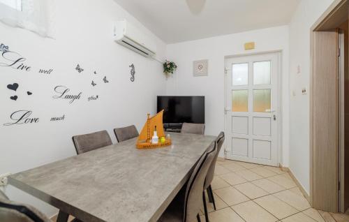 Beautiful Apartment In Senj With House Sea View