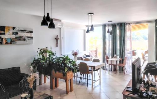 Awesome Apartment In Hvar With House Sea View