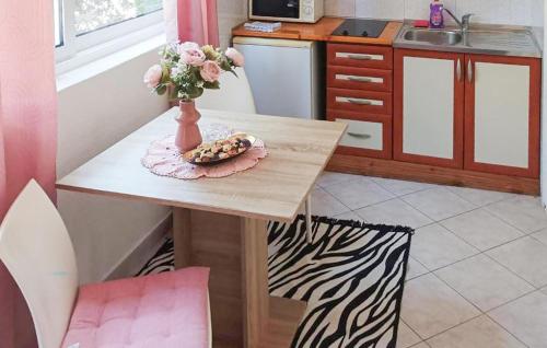 Awesome Apartment In Hvar With House Sea View