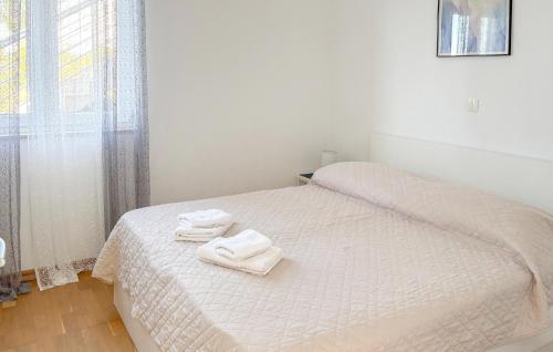 Nice Apartment In Podgora With Wifi